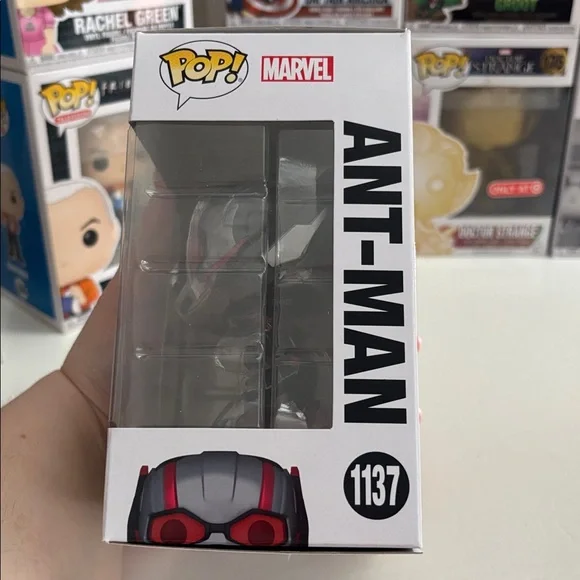 Funko Pop! Ant-Man Vinyl Figure #1137 - Picture 5 of 7